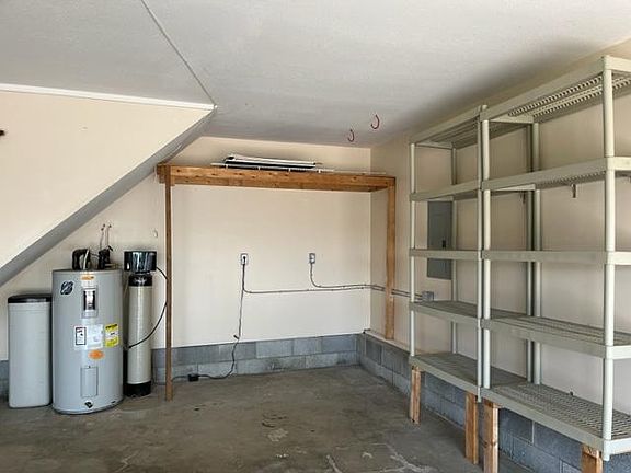 5th image of 1161 Connemara Way