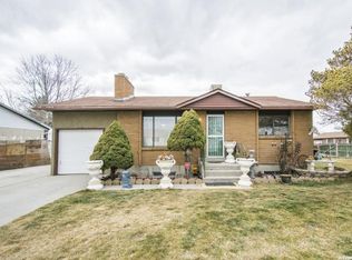 5862 S Kyle Dr, Kearns, UT 84118