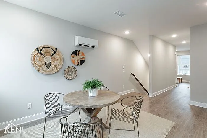 2322 E 18th Street Pl — Photo 7