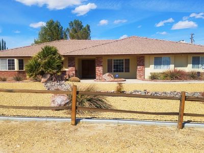 19180 Osceola Rd, Apple Valley, CA, 92307