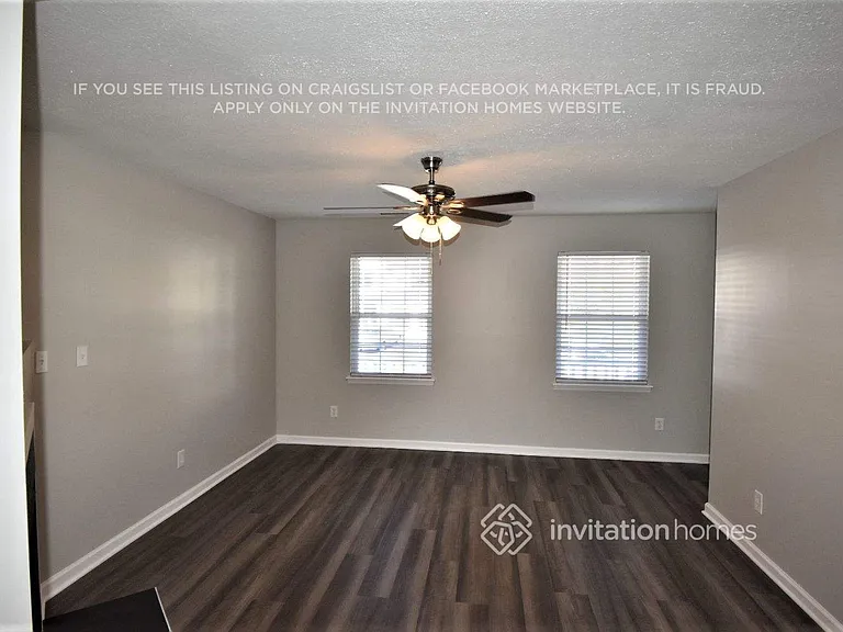 1904 Landon Farms Ln — Photo 3