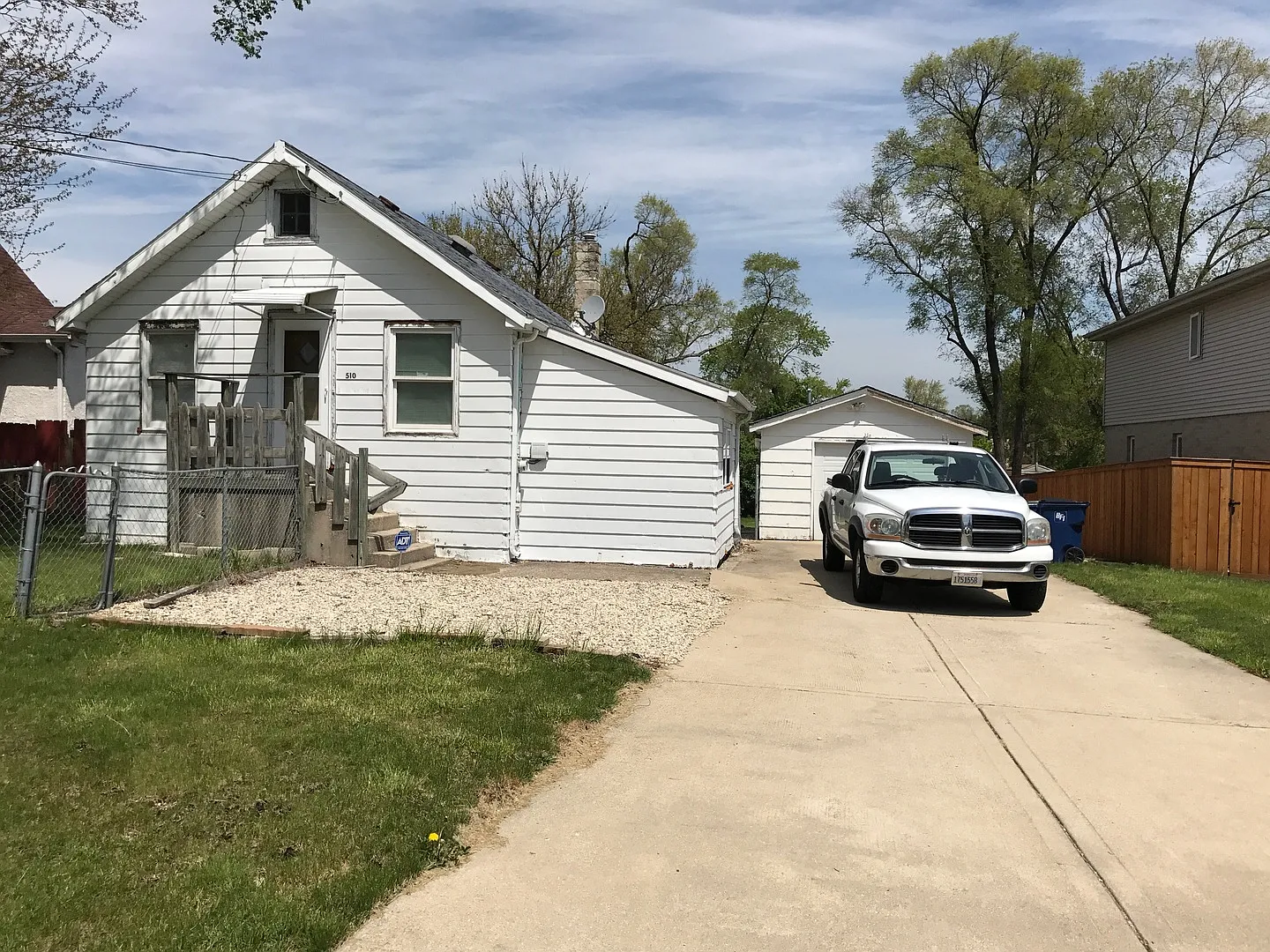 510 E Armitage Ave photo 1