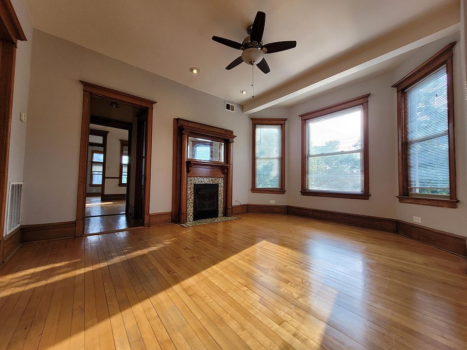 1st image of 4023 N Wolcott Ave #3