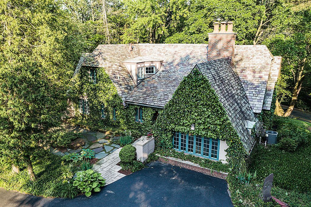 2517 Bronson Blvd, Kalamazoo, MI 49008 Zillow