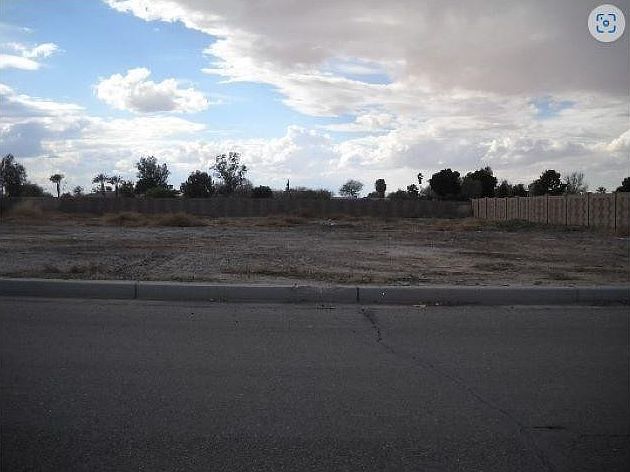 1st image of 1570 S 46th Ave