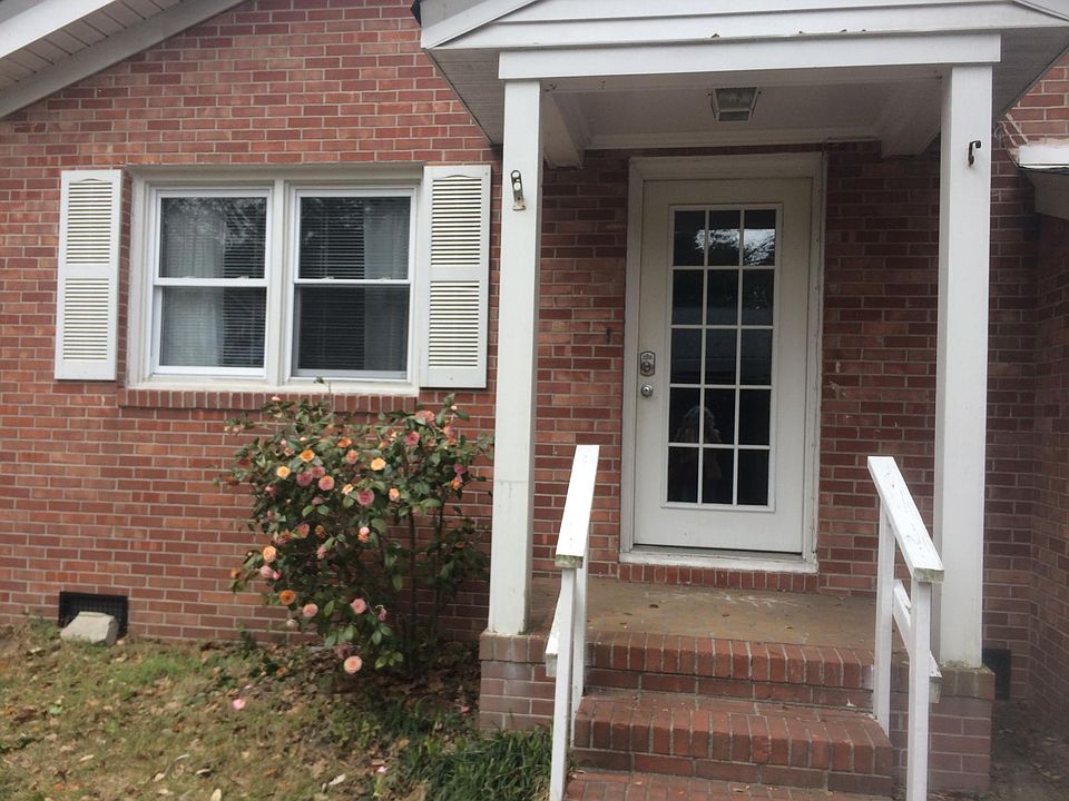 1st image of 2745 Shore Dr