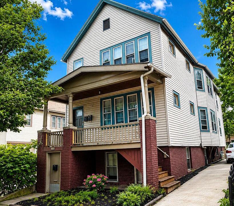 1st image of 1650 N Arlington PLACE