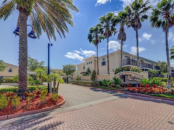 2nd image of 212 Valencia Cir