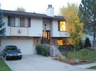 735 N Mountain View Rd, Centerville, UT 84014