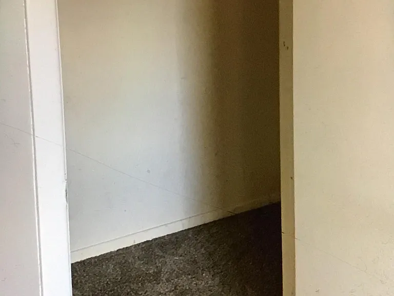 Upstairs 2nd bedroom closet