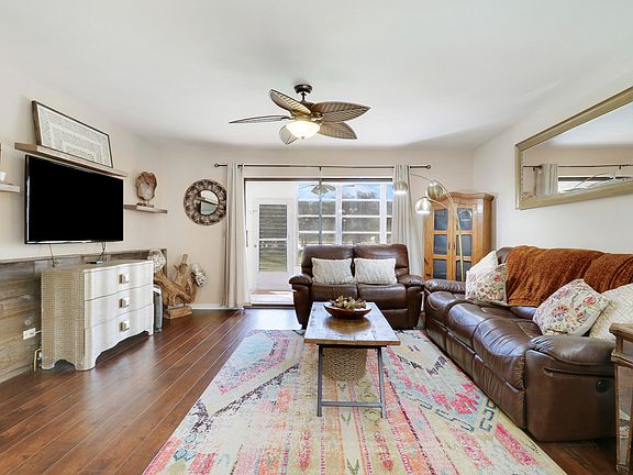 5th image of 1700 Dover Road #106a