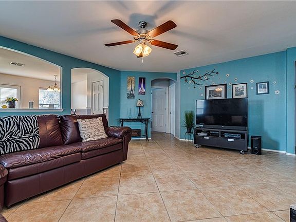 4th image of 12517 Sky Harbor Dr