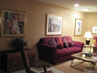 1st image of 63 Lakebridge Dr S