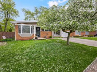3914 Edgeland Ave, Royal Oak, MI 48073