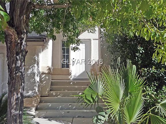 3rd image of 8116 Jasmine Hollow Ct