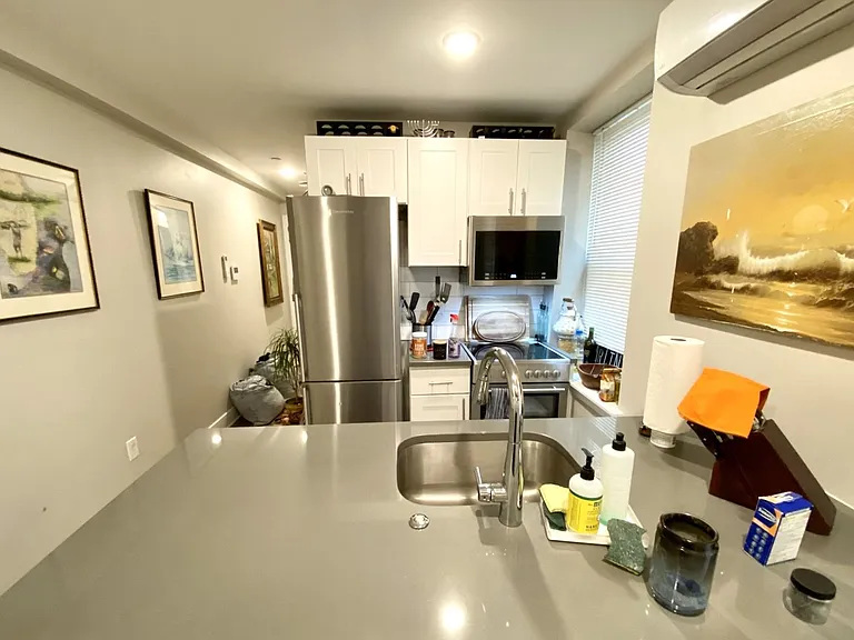22nd St N 526 — Photo 3