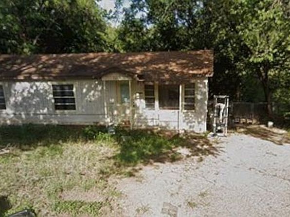 2417 Carson St