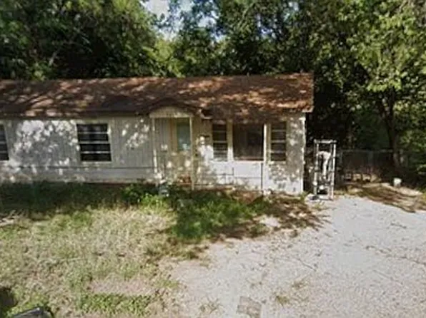 2417 Carson St, Fort Worth, TX 76117