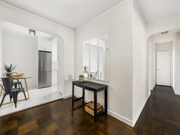 210 West 103rd Street image 2 of 21
