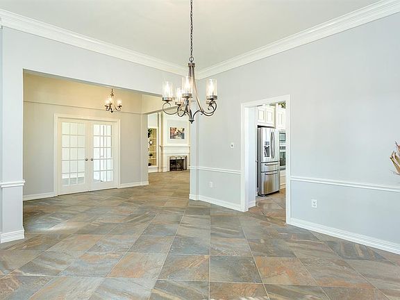4th image of 4718 Dunleigh Ct