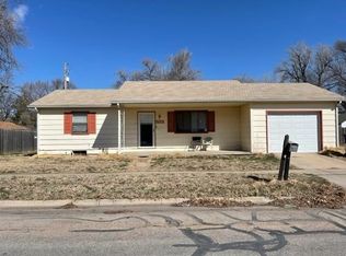 5112 W 9th St N, Wichita, KS 67212