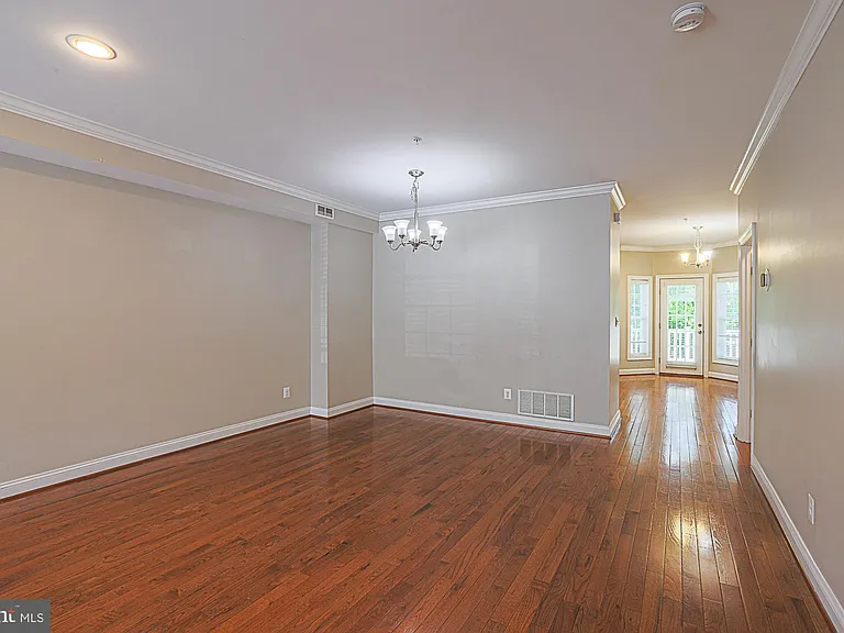 3709 Fords Ln — Photo 8