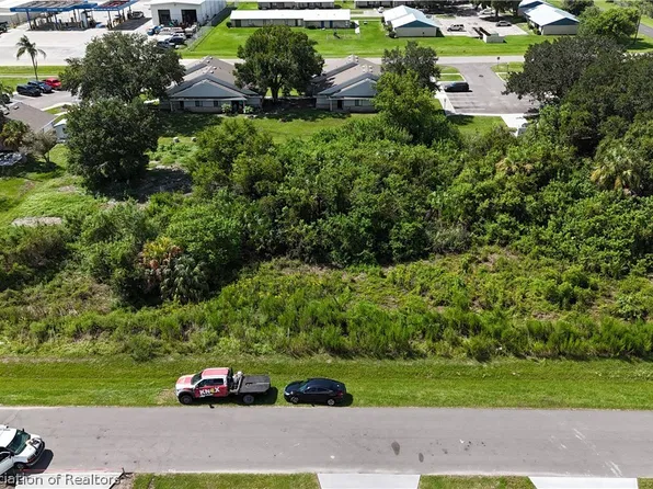 NE 5th St, Okeechobee, FL 34972