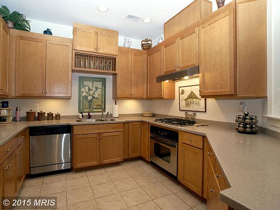 3rd image of 830 Belmont Bay Dr APT 106