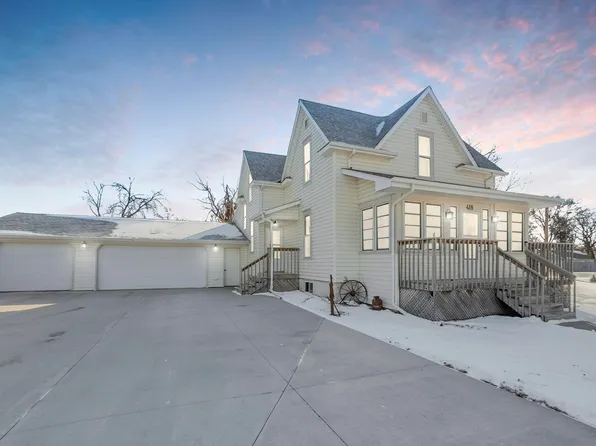 418 S Main St, Canton, SD 57013