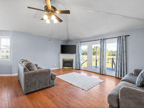 5th image of 7614 Princeton Rd