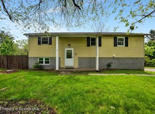 6 Eastview Dr, Scott Township, PA 18411