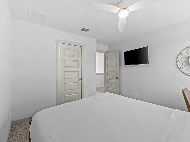 133 Folsom St — Photo 23