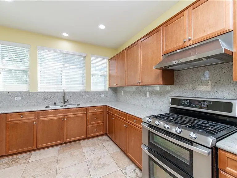 7271 Enclave Dr — Photo 10