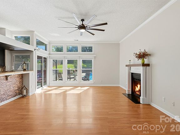 5th image of 14848 Rothwell Dr