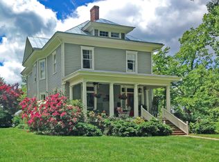 4 White St, Lexington, VA 24450