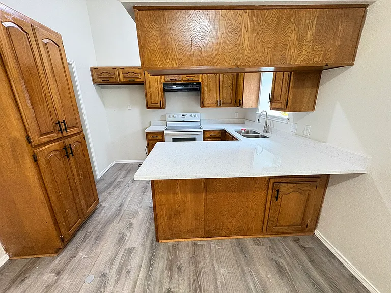 208 Etta Ave — Photo 17