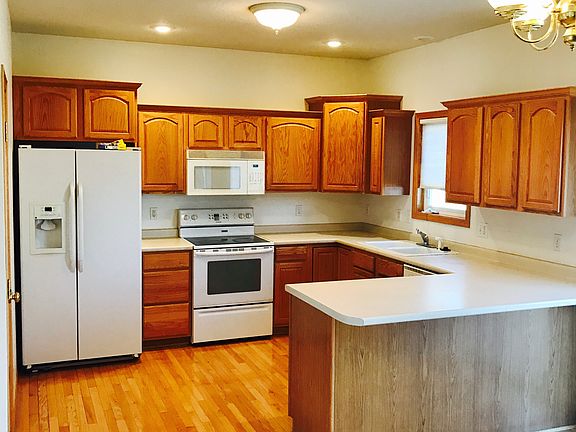 5th image of 5729 NW 92nd Ct