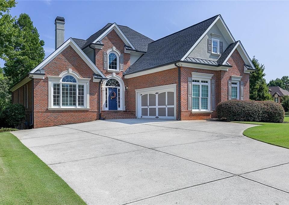 1st image of 6734 Great Water Dr