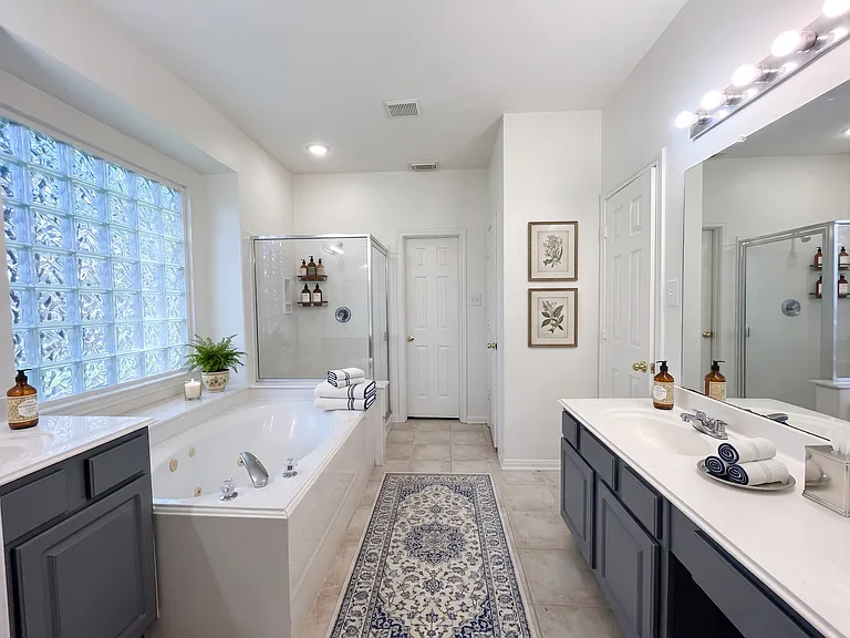 4320 Blossomwood Dr — Photo 9