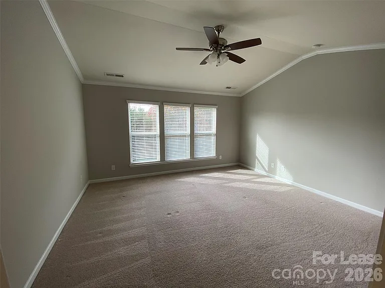 15630 Canmore St — Photo 14