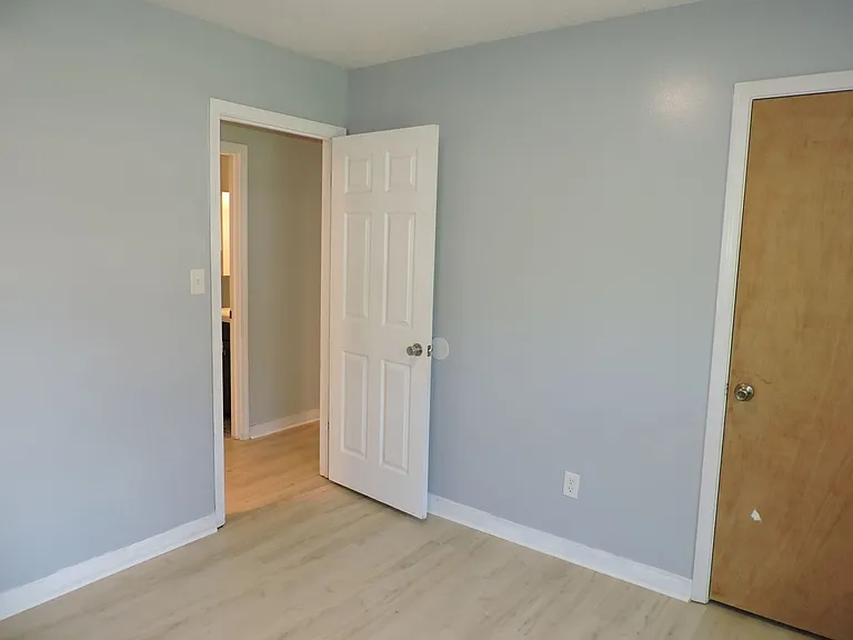 6537 Sinclair St — Photo 12