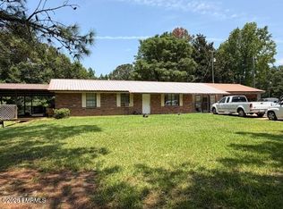 17 Bethlehem Church Rd, De Kalb, MS 39328