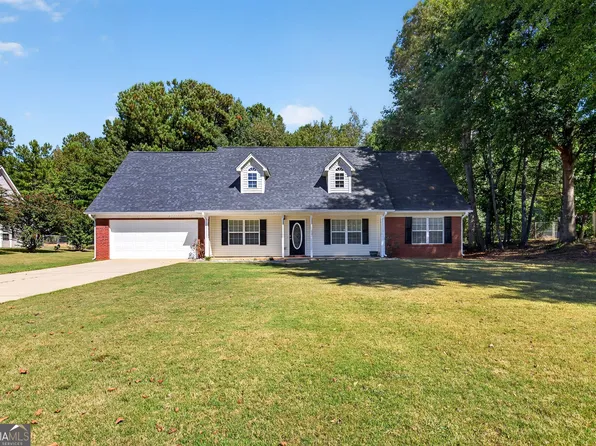 316 Cobb Ct, Hampton, GA 30228