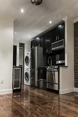 2nd image of 120 E 102nd St APT B