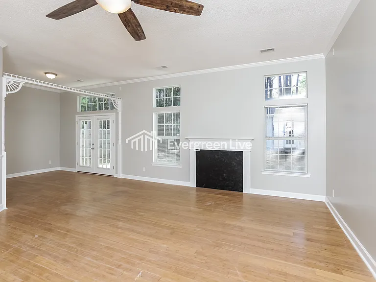 240 Turning Leaf Dr — Photo 3