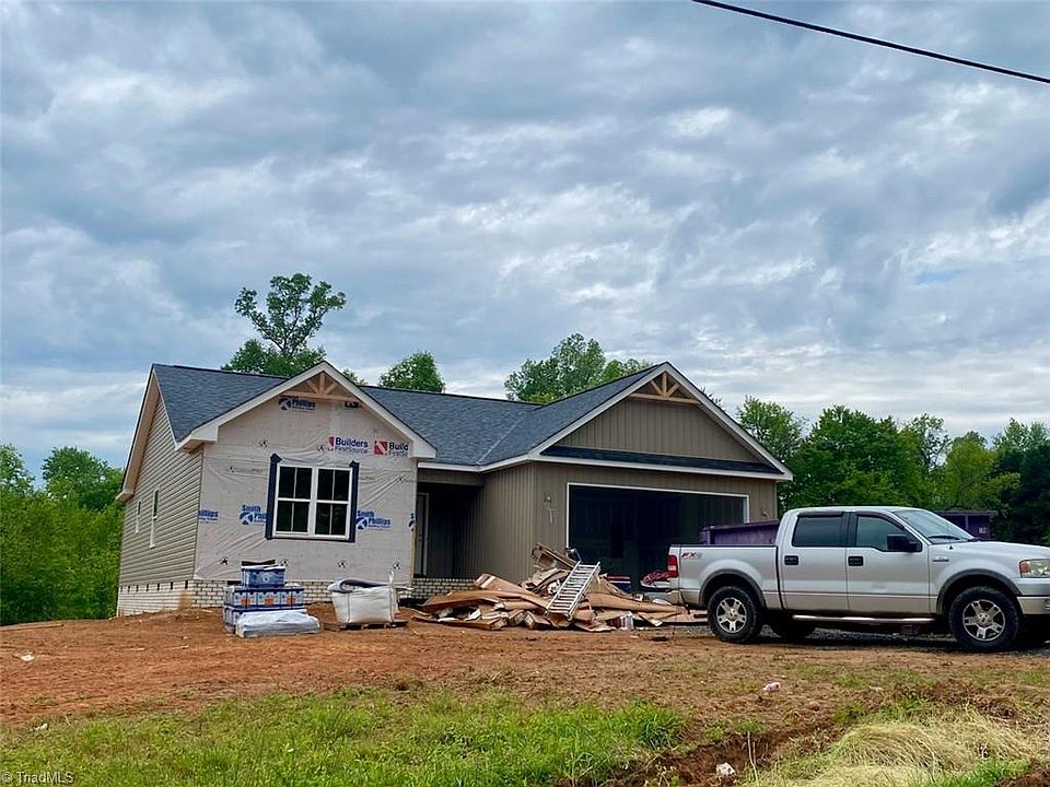 1st image of 126 Catawba Dr