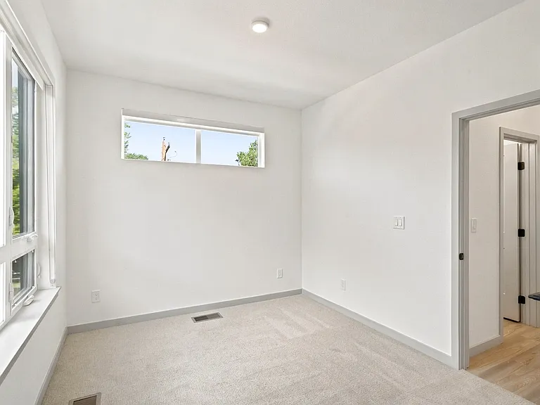 University Hills Townhomes — Photo 52