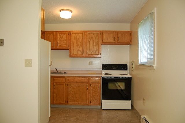 galley kitchen