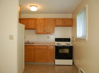 22 Mountain View Ter APT 3, Winsted, CT 06098