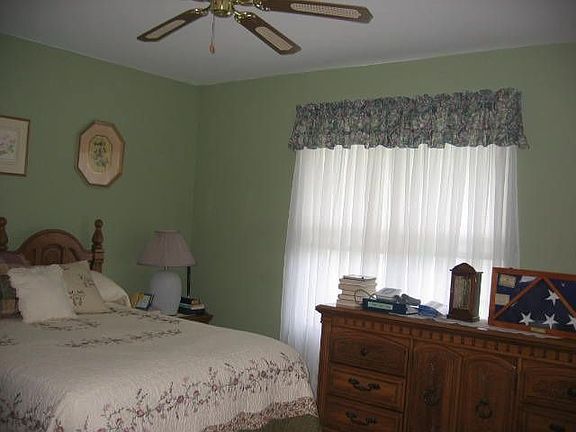 4th image of 1412 Lawrence Ct